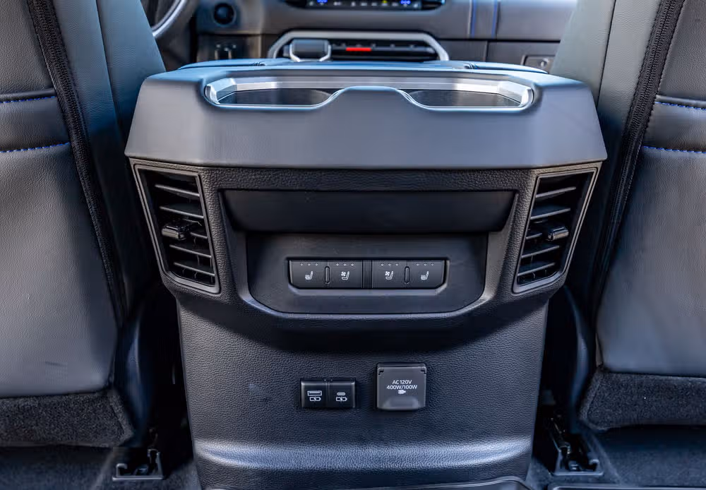 2025 Toyota Tundra Platinum CrewMax Image 35