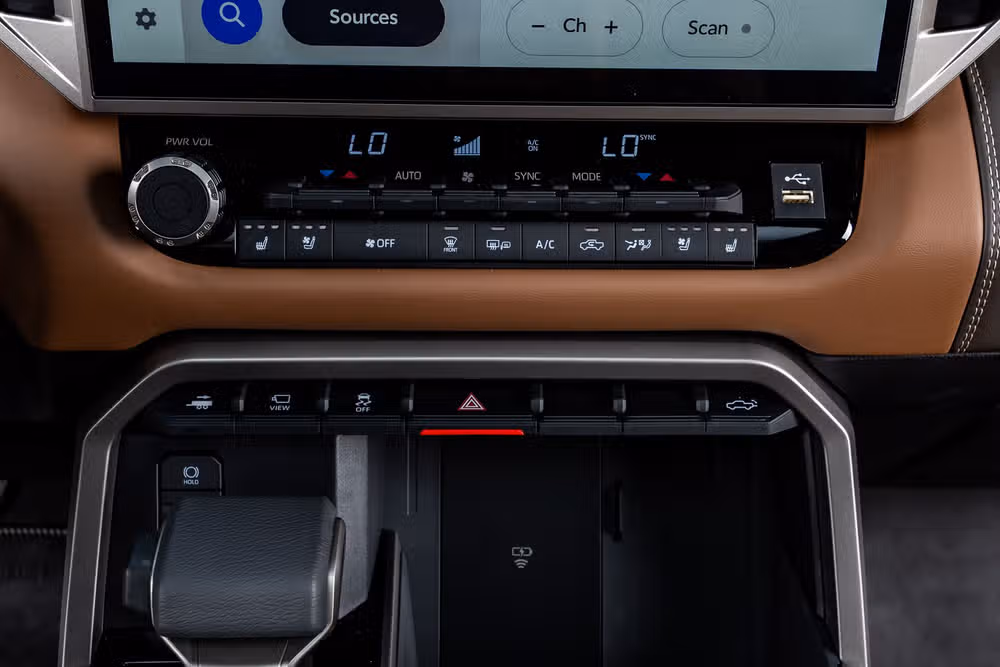 2026 Toyota Tundra 1794 Edition HV CrewMax Image 27