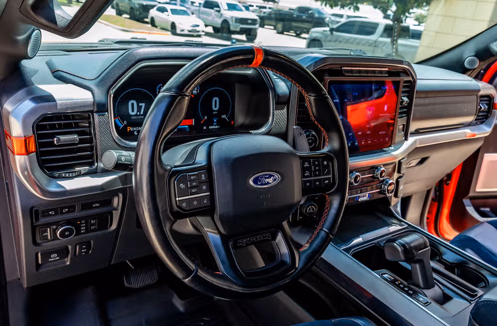 2021 Ford F-150 Raptor SuperCrew Image 17