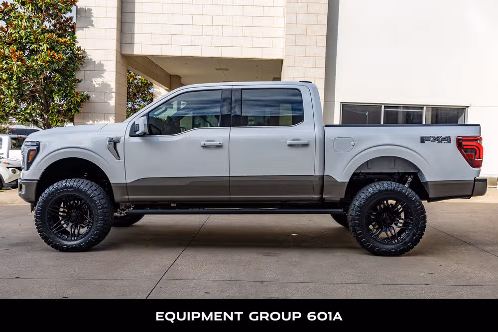 2025 Ford F-150 King Ranch SuperCrew Image 6