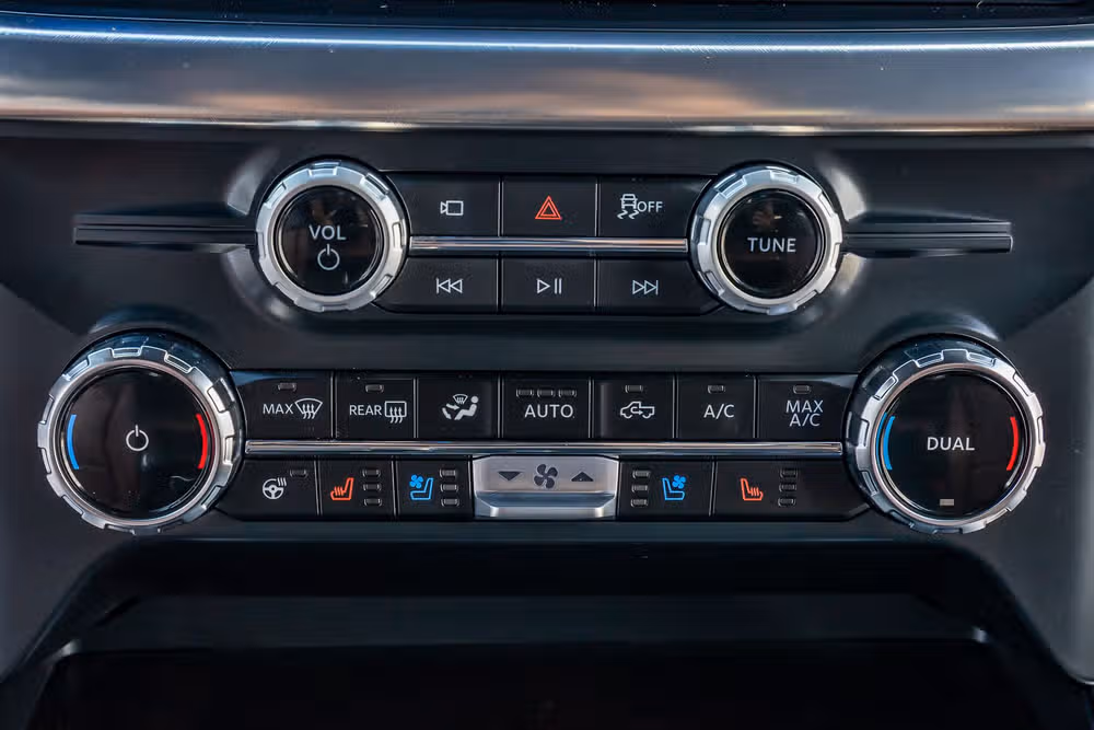 2025 Ford F-150 King Ranch SuperCrew Image 28