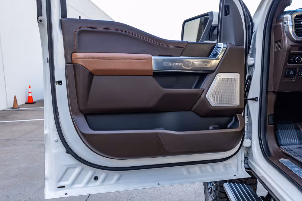 2025 Ford F-150 King Ranch SuperCrew Image 38