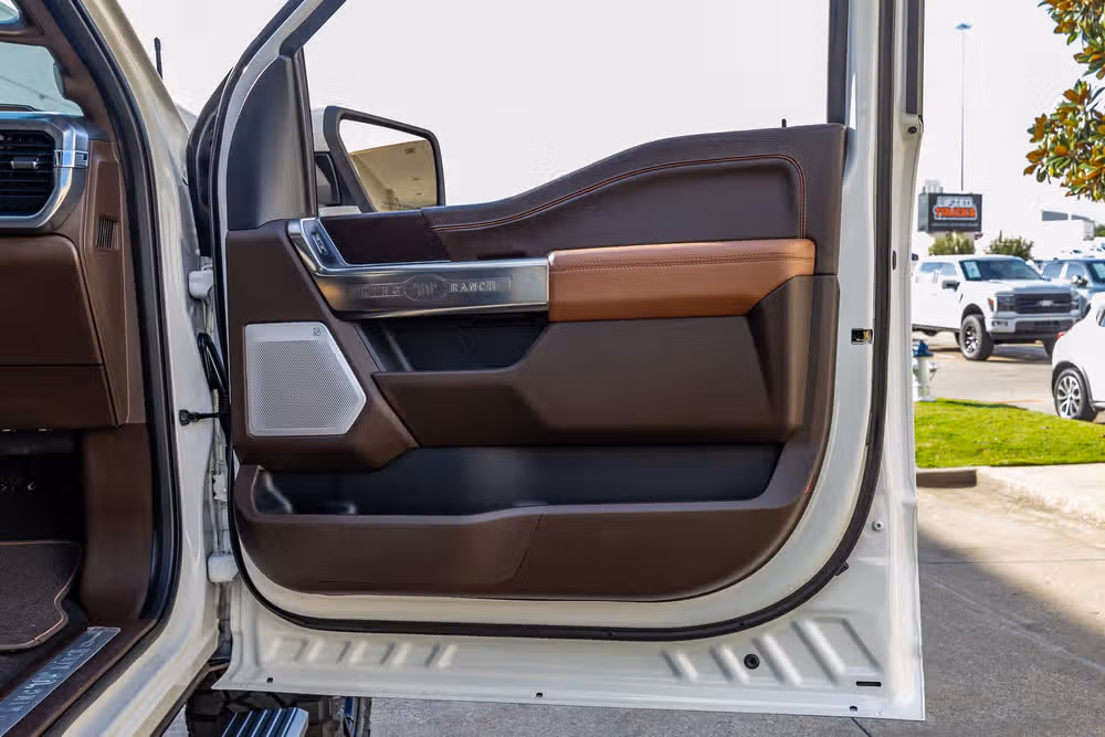 2025 Ford F-150 King Ranch SuperCrew Image 39