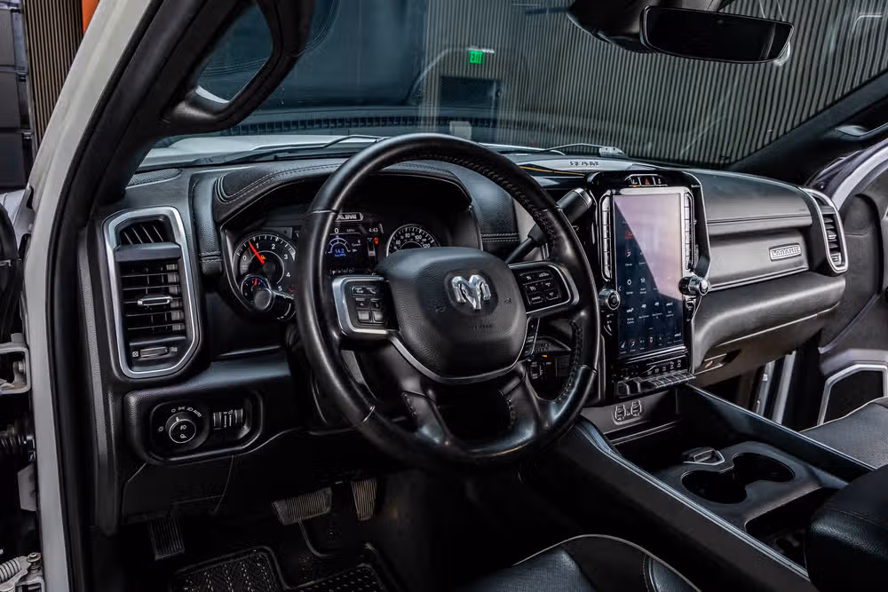 2020 Ram 2500 Laramie Mega Cab Image 16