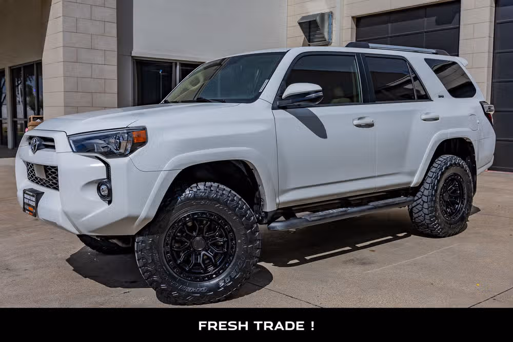 2021 Toyota 4Runner SR5 Premium Image 5