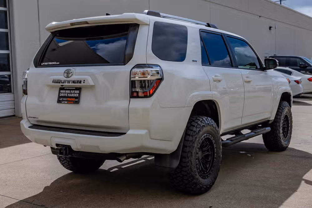 2021 Toyota 4Runner SR5 Premium Image 10