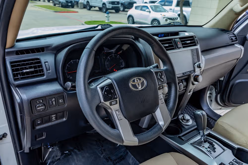 2021 Toyota 4Runner SR5 Premium Image 17