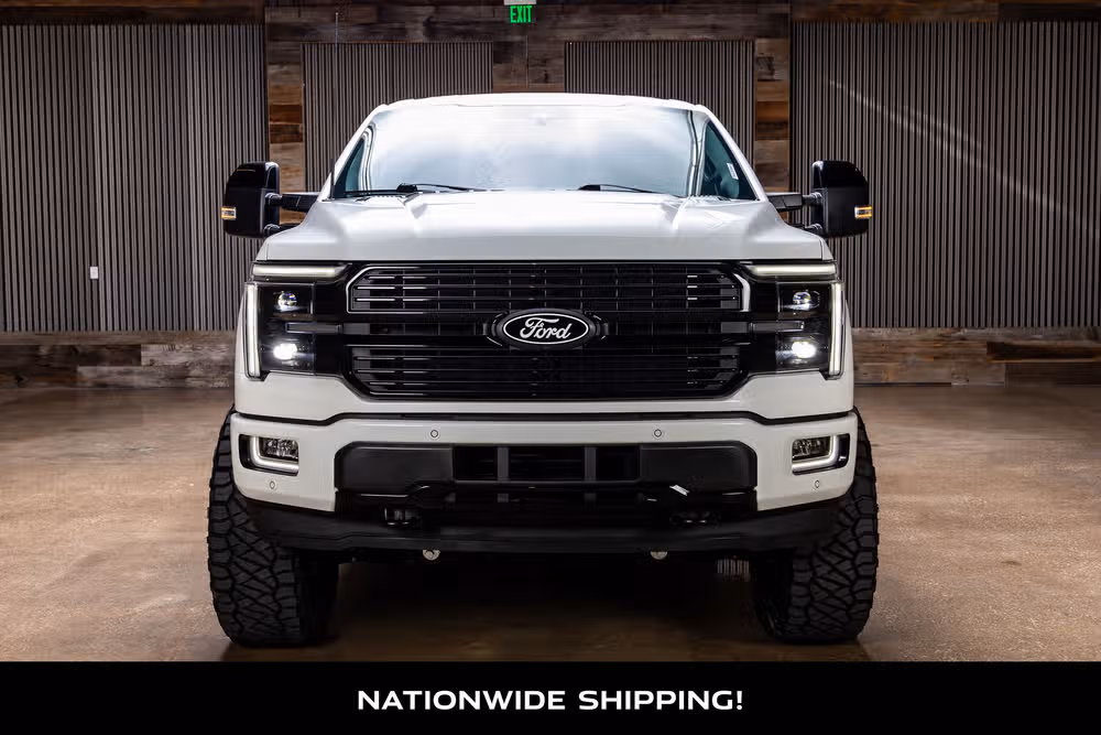 2025 Ford F-150 Platinum SuperCrew Image 4