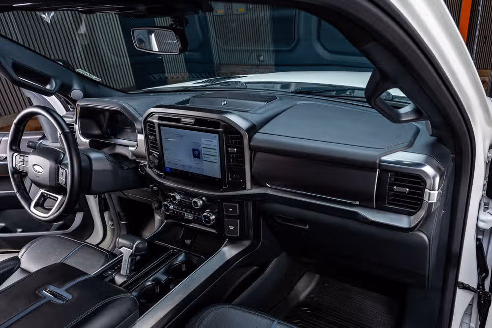 2025 Ford F-150 Platinum SuperCrew Image 18