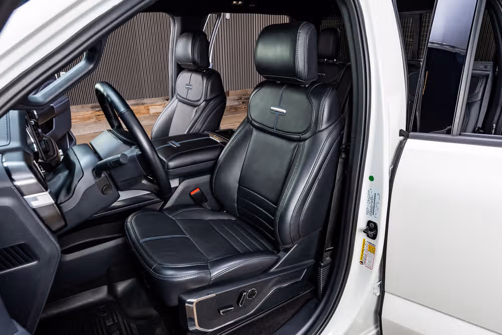 2025 Ford F-150 Platinum SuperCrew Image 30