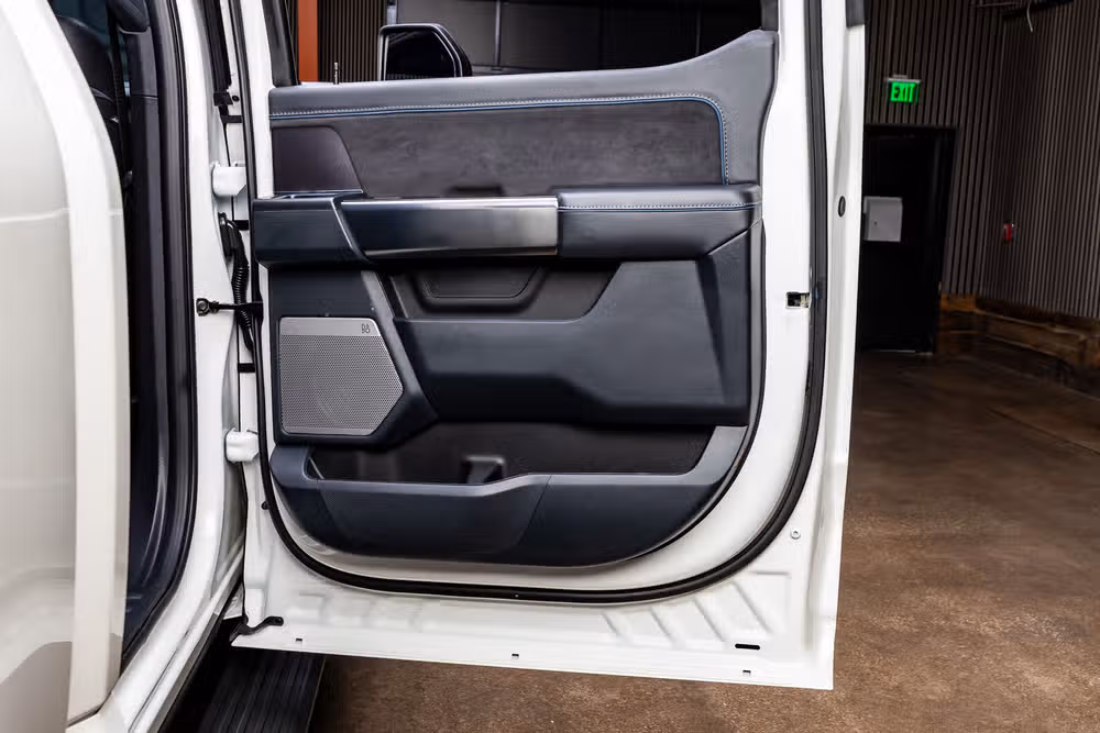 2025 Ford F-150 Platinum SuperCrew Image 39