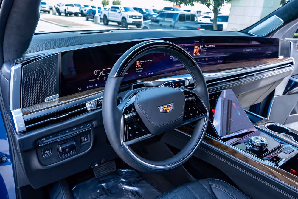 2025 Cadillac Escalade Sport Platinum Image 17