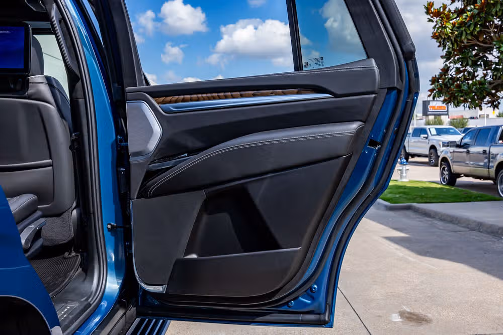 2025 Cadillac Escalade Sport Platinum Image 43