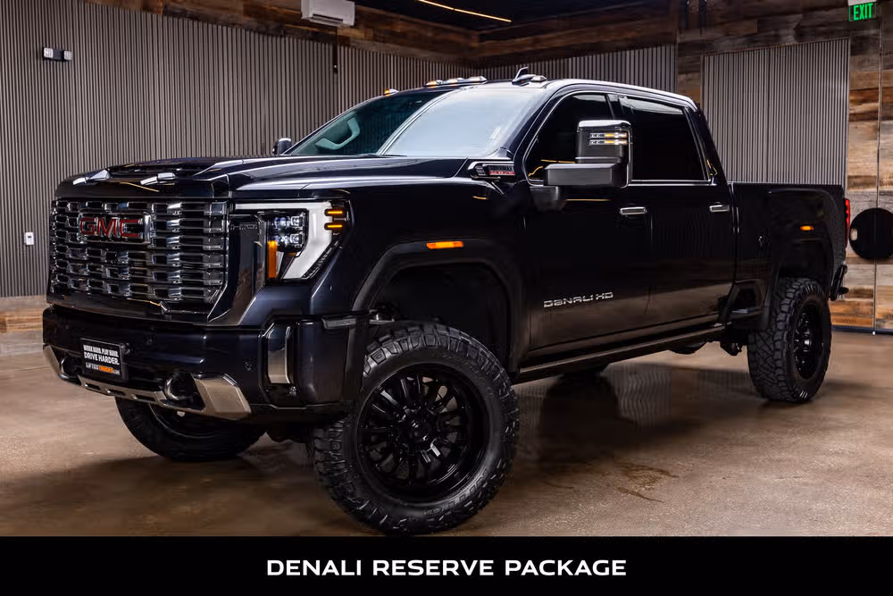 2024 GMC Sierra 2500HD Denali Crew Cab Image 5