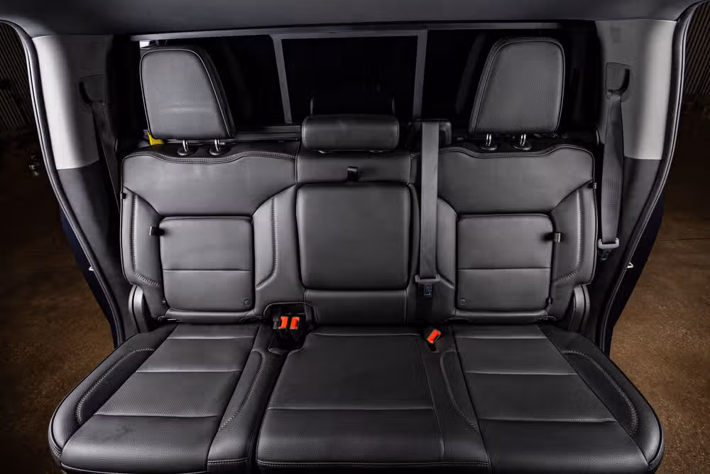 2024 GMC Sierra 2500HD Denali Crew Cab Image 36