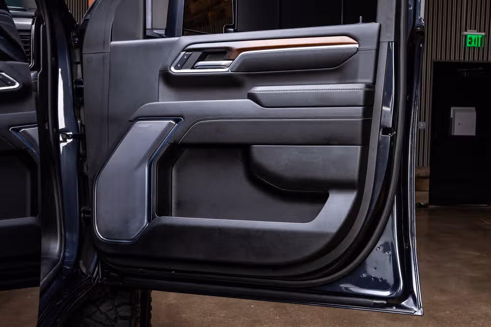 2024 GMC Sierra 2500HD Denali Crew Cab Image 38