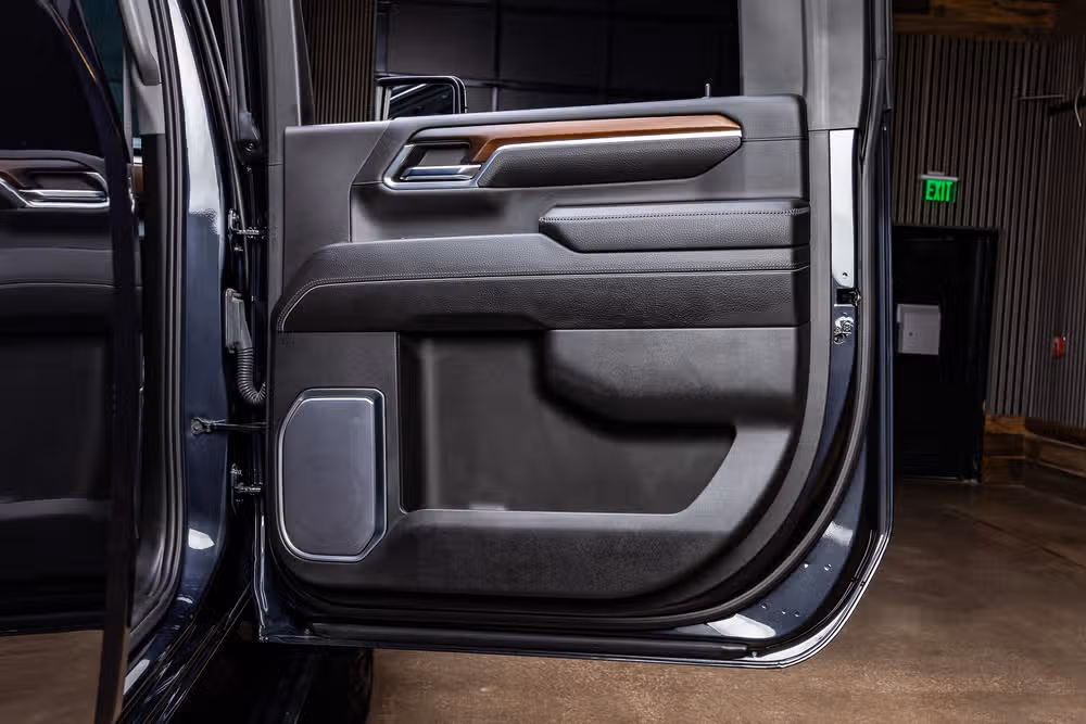 2024 GMC Sierra 2500HD Denali Crew Cab Image 40