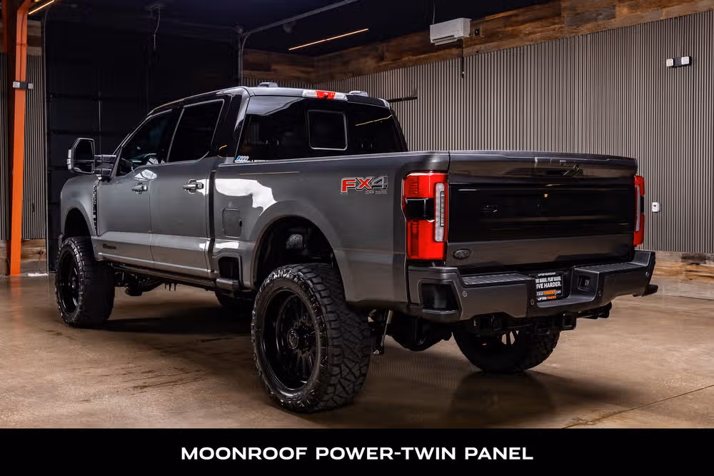 2026 Ford F-250 Super Duty Platinum Crew Cab Image 7
