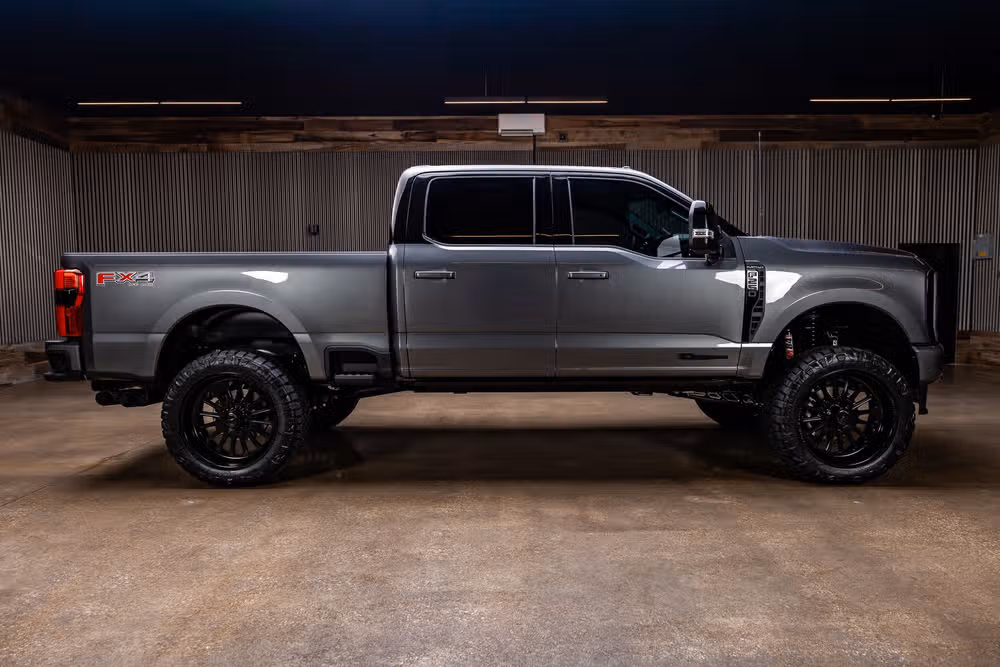 2026 Ford F-250 Super Duty Platinum Crew Cab Image 11