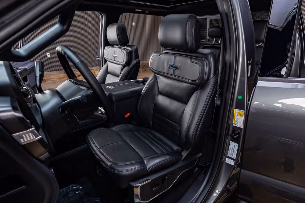 2026 Ford F-250 Super Duty Platinum Crew Cab Image 31