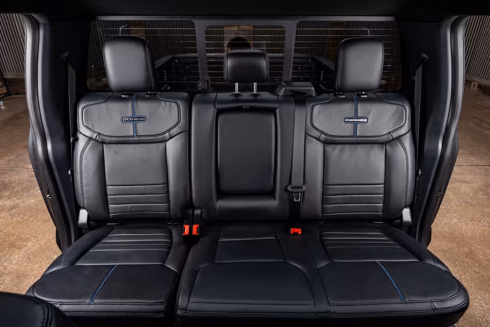 2026 Ford F-250 Super Duty Platinum Crew Cab Image 37