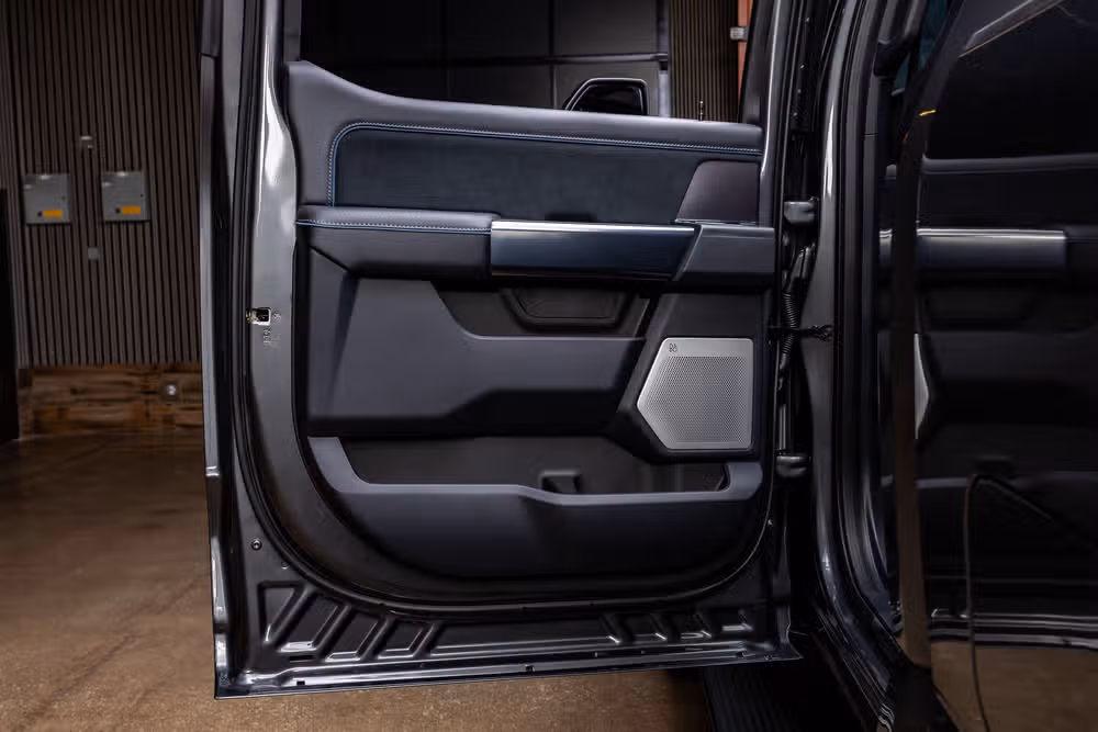 2026 Ford F-250 Super Duty Platinum Crew Cab Image 40