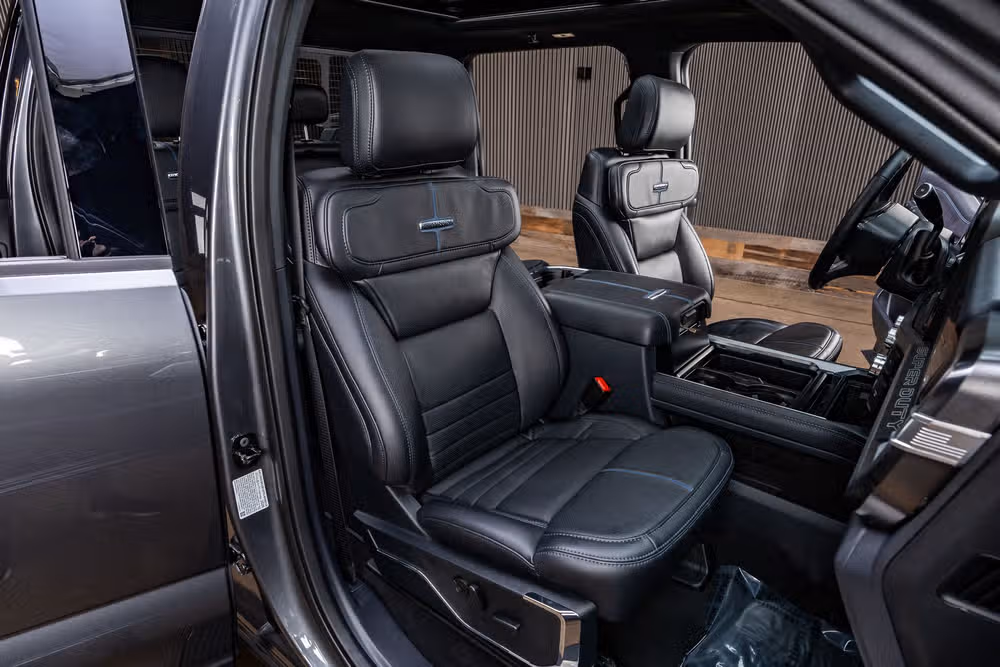 2026 Ford F-250 Super Duty Platinum Crew Cab Image 33