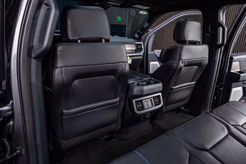 2026 Ford F-250 Super Duty Platinum Crew Cab Image 36