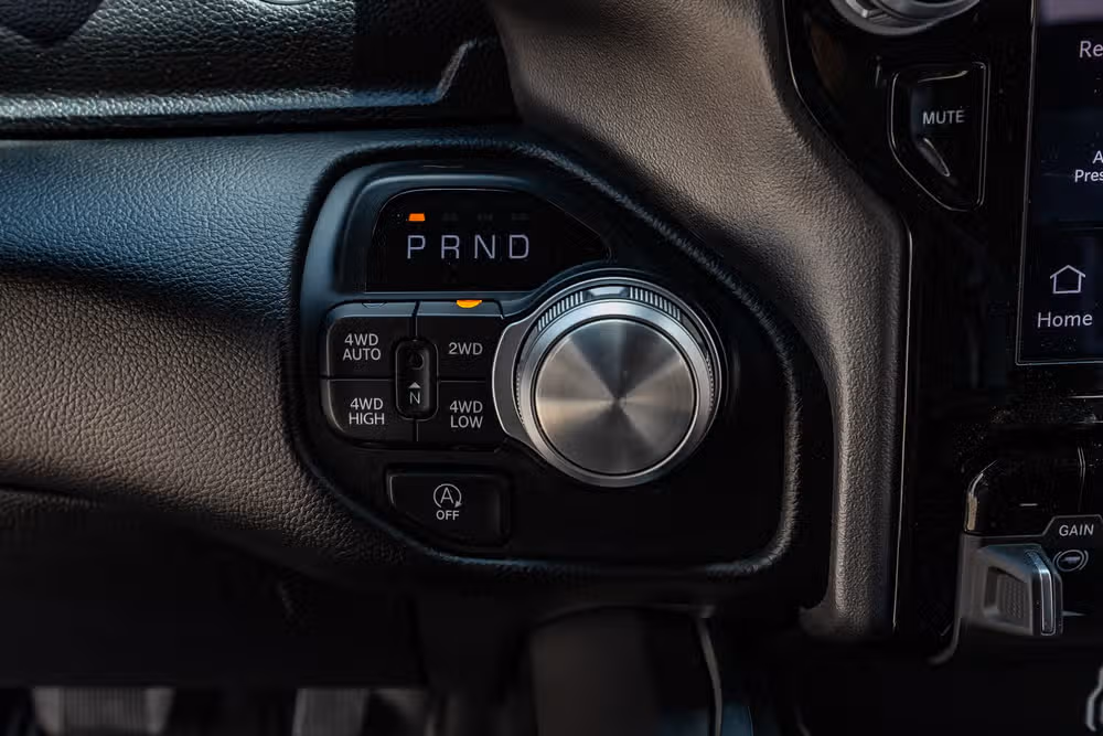 2025 Ram 1500 Laramie Crew Cab Image 24