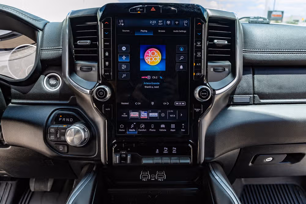 2025 Ram 1500 Laramie Crew Cab Image 25