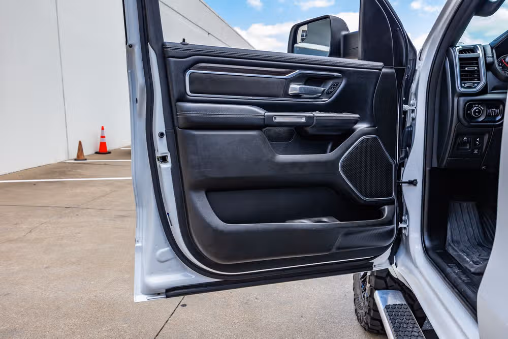 2025 Ram 1500 Laramie Crew Cab Image 37