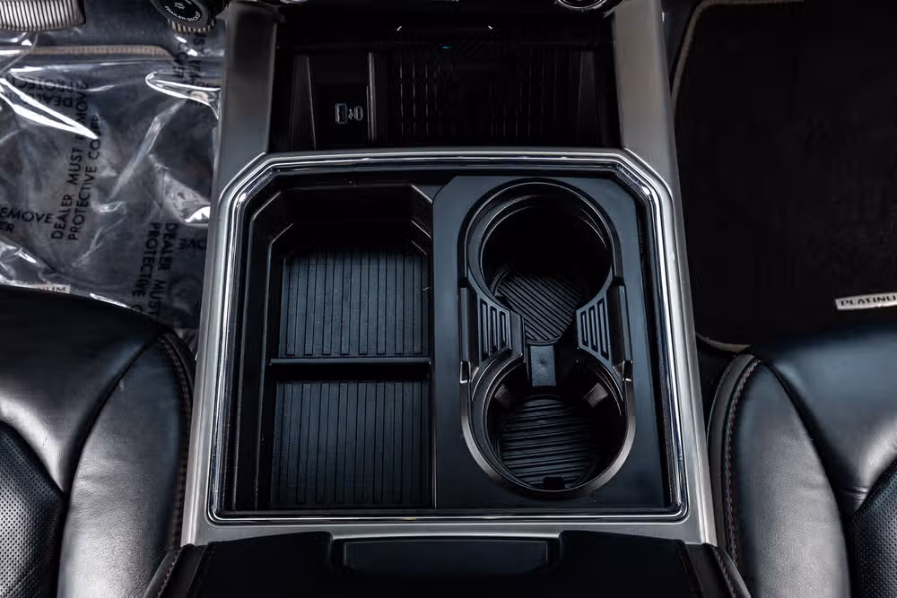 2022 Ford F-250 Super Duty Platinum Crew Cab Image 28