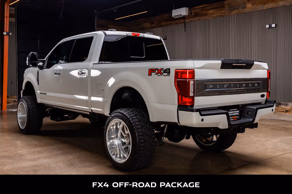 2022 Ford F-250 Super Duty Platinum Crew Cab Image 6