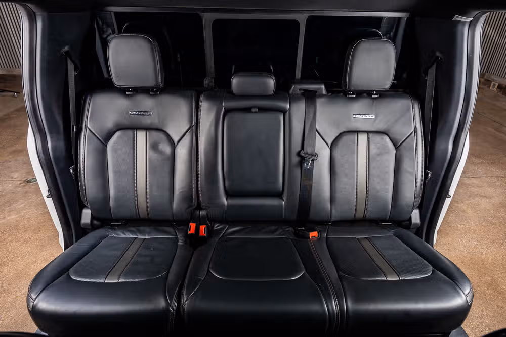 2022 Ford F-250 Super Duty Platinum Crew Cab Image 36
