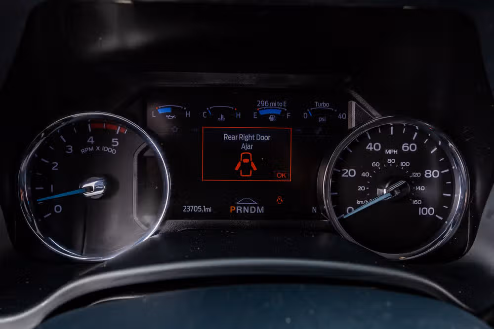 2022 Ford F-250 Super Duty Platinum Crew Cab Image 20