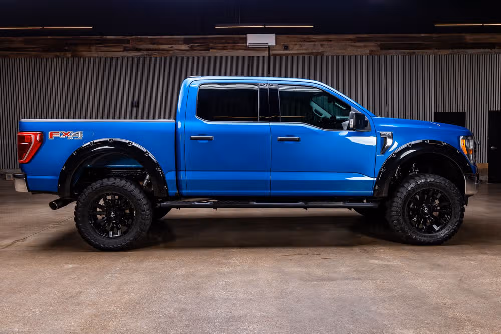 2021 Ford F-150 XLT SuperCrew Image 10
