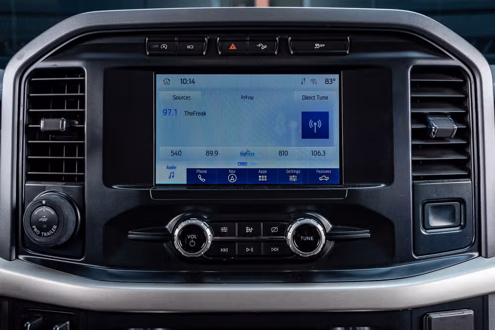 2021 Ford F-150 XLT SuperCrew Image 24