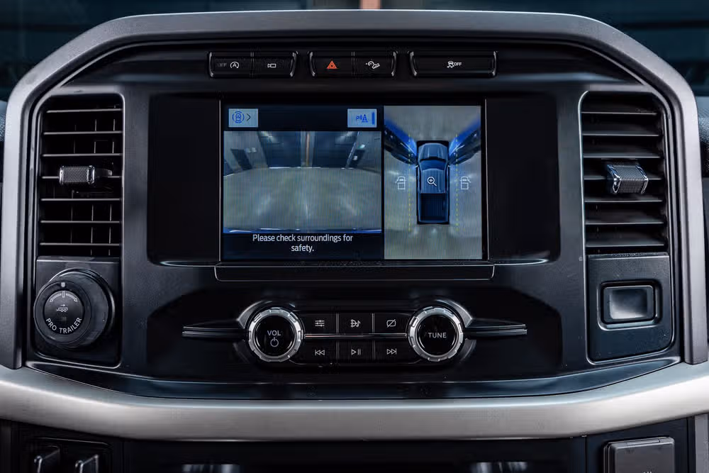2021 Ford F-150 XLT SuperCrew Image 25