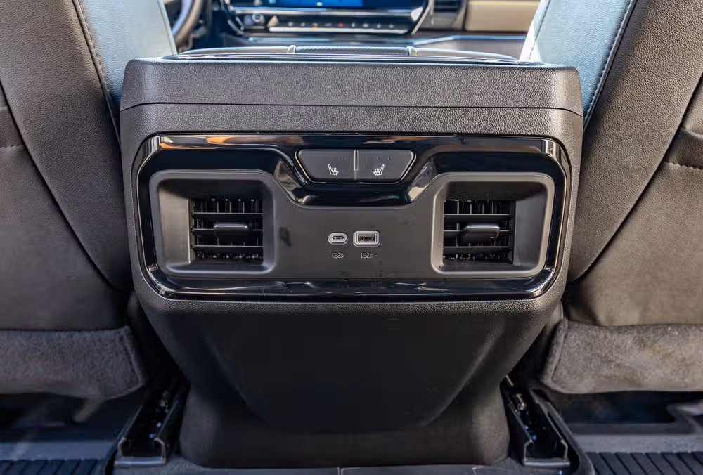 2025 Chevrolet Silverado 2500HD ZR2 Crew Cab Image 33