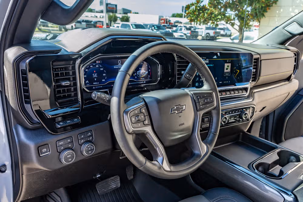 2025 Chevrolet Silverado 2500HD ZR2 Crew Cab Image 17