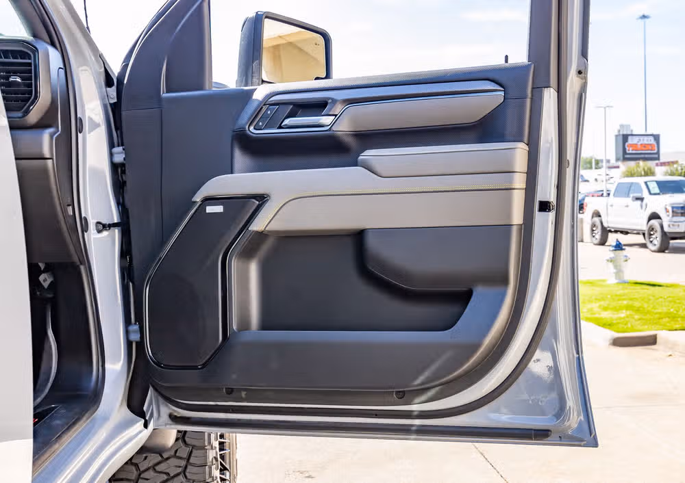 2025 Chevrolet Silverado 2500HD ZR2 Crew Cab Image 37