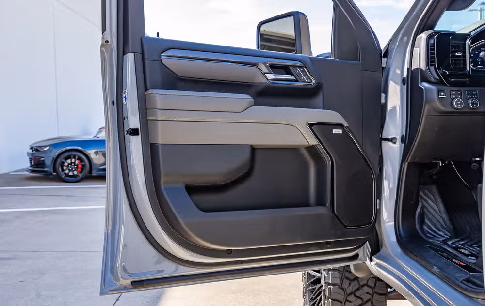 2025 Chevrolet Silverado 2500HD ZR2 Crew Cab Image 36