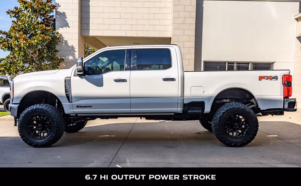 2024 Ford F-250 Super Duty King Ranch Crew Cab Image 6