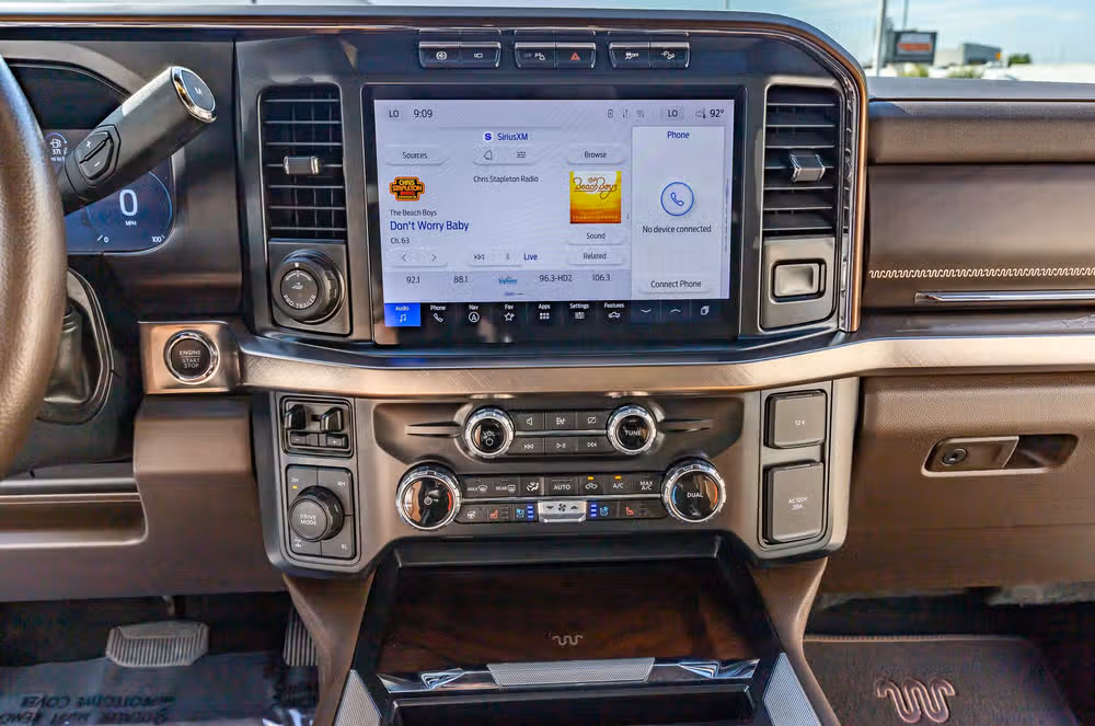 2024 Ford F-250 Super Duty King Ranch Crew Cab Image 23