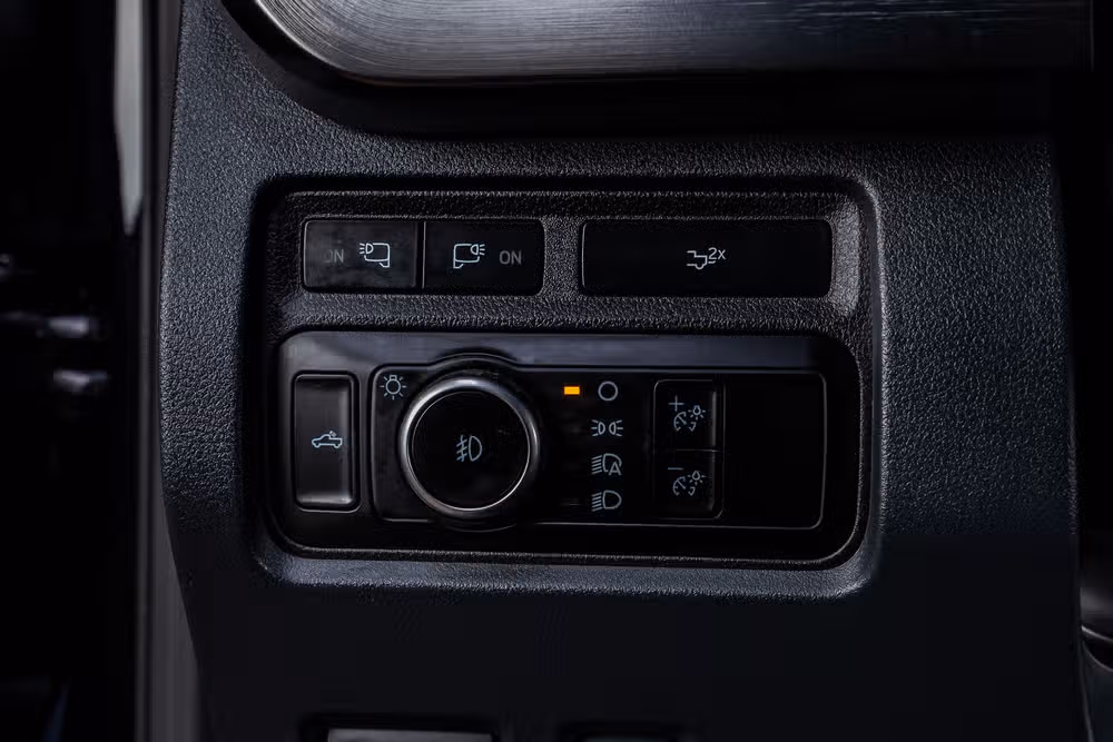 2023 Ford F-250 Super Duty Lariat Crew Cab Image 22