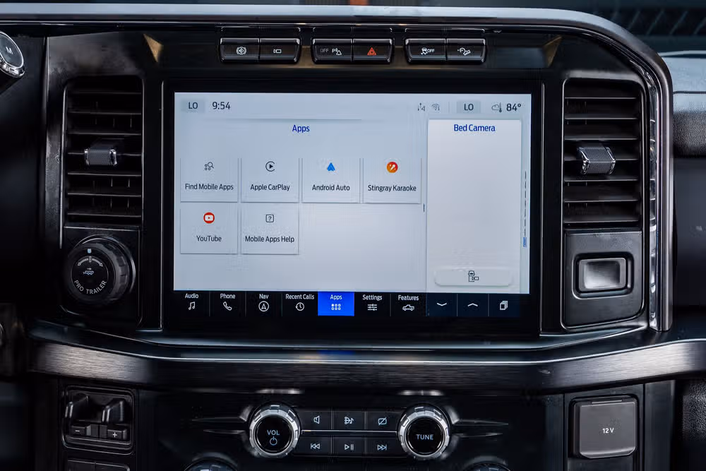 2023 Ford F-250 Super Duty Lariat Crew Cab Image 26