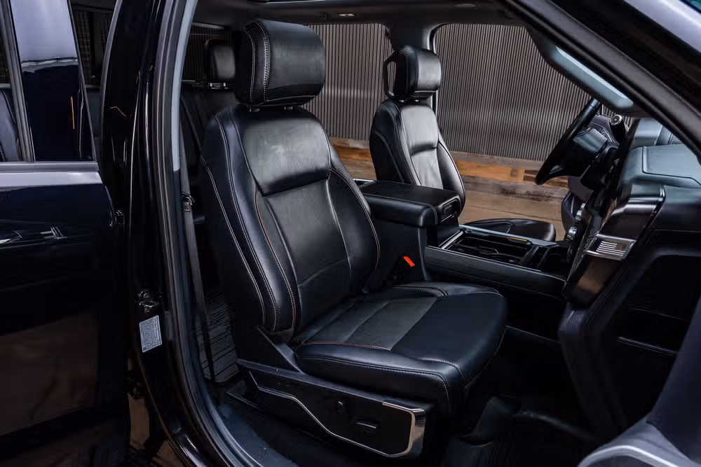 2023 Ford F-250 Super Duty Lariat Crew Cab Image 33