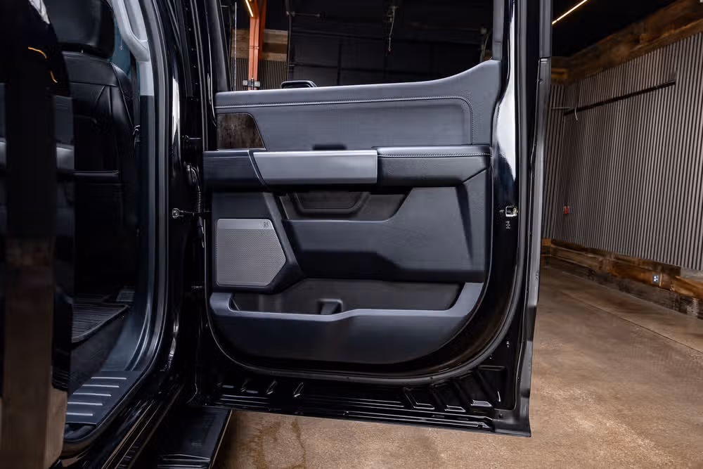 2023 Ford F-250 Super Duty Lariat Crew Cab Image 41