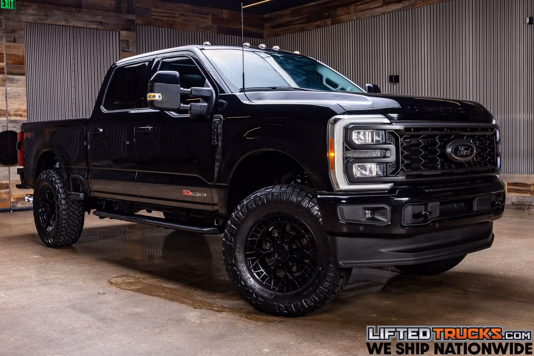 2023 Ford F-250 Super Duty Lariat Crew Cab Image 1