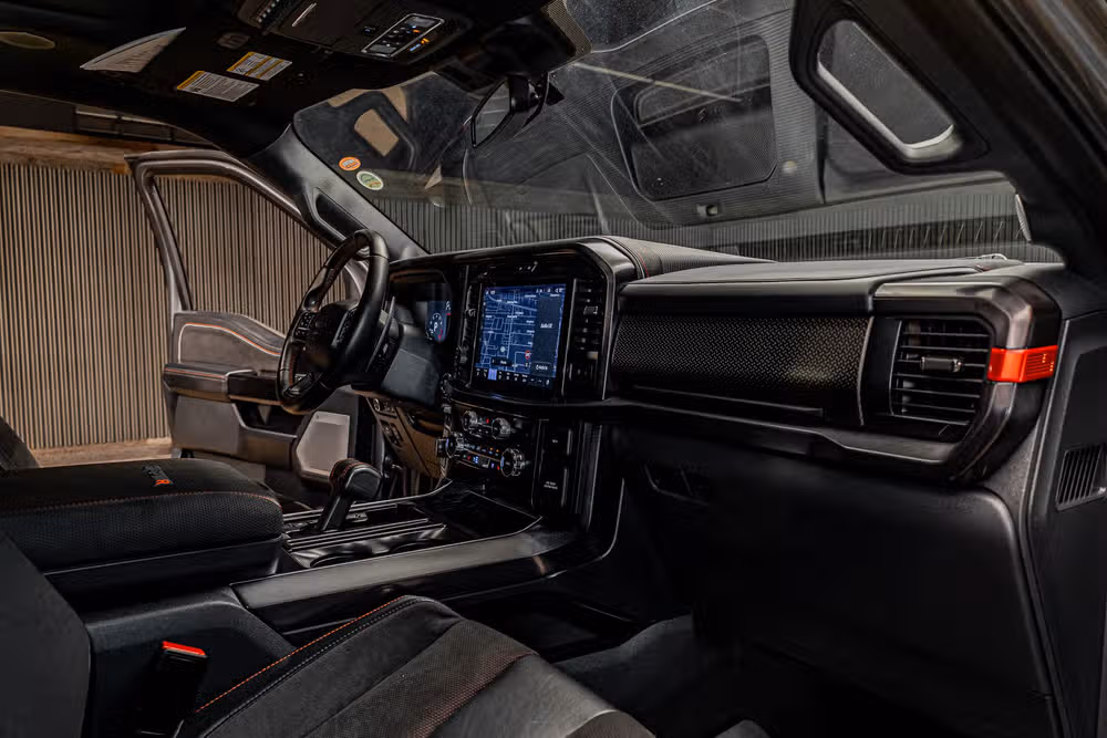 2025 Ford F-150 Raptor R SuperCrew Image 16